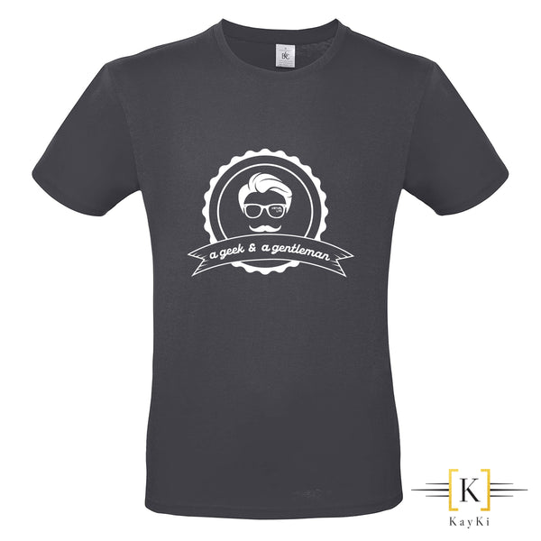 T-Shirt - A geek, a gentleman